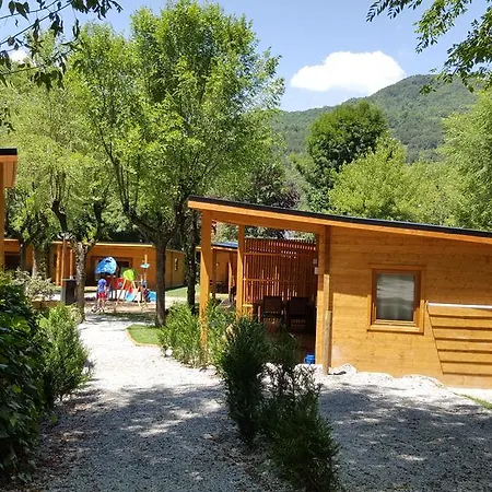 Κάμπινγκ Els Roures Camprodon